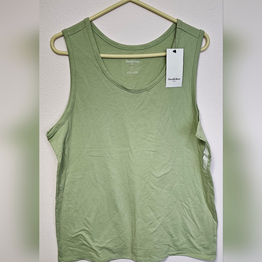 Goodfellow & Co Green Women's Tank Top